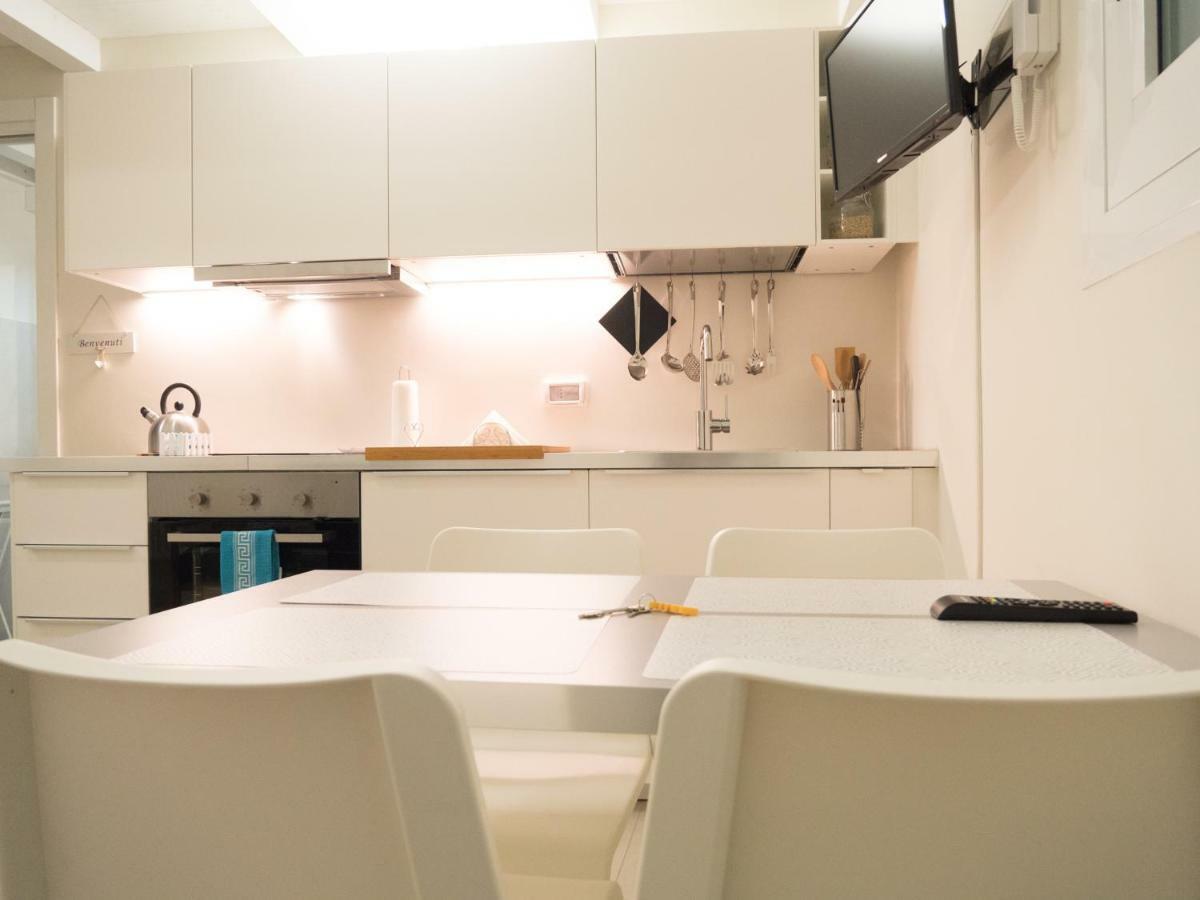 San Nicola Studio Apartments - Barivecchia Luaran gambar
